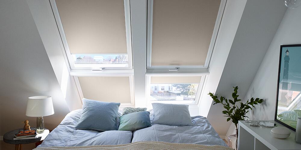 VELUX DKL manual black out blind VELUX DKL manual black out blind