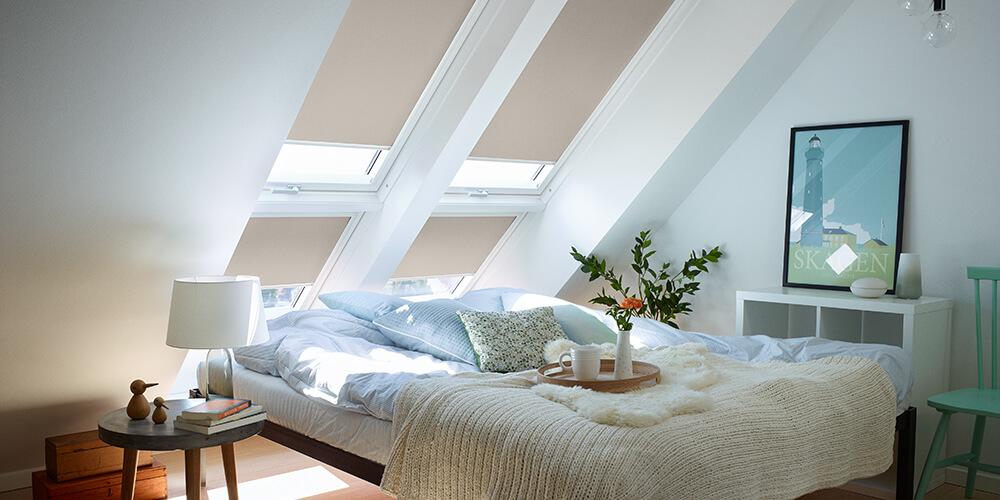 VELUX DKL manual black out blind VELUX DKL manual black out blind