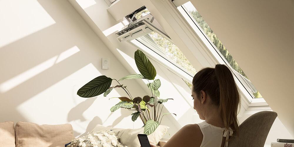ηλεκτρικά παραθύρα στέγης VELUX GGL2070 integra ηλεκτρικά παραθύρα στέγης VELUX GGL2070 integra