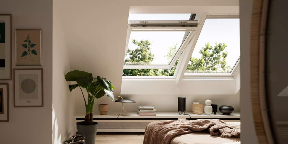 VELUX GGL 2070 - ανοιχτό παράθυρο VELUX GGL 2070 - ανοιχτό παράθυρο