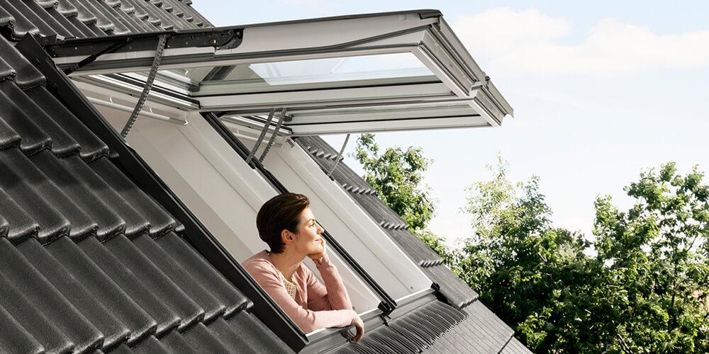 Παράθυρα Στέγης Άνω Άξονα- VELUX GPU integra - εξωτερική άποψη Παράθυρα Στέγης Άνω Άξονα- VELUX GPU integra - εξωτερική άποψη